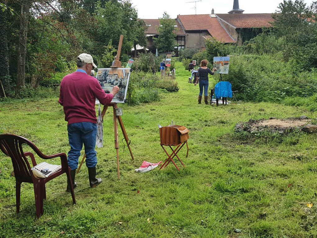 Heerlijk schilderen in de grote tuin schildercursus Frankrijk